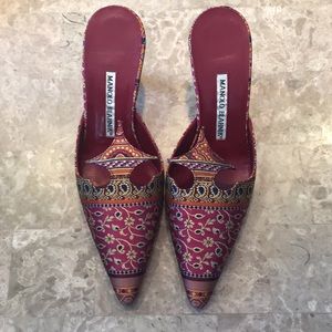 Manolo Blahnik slides